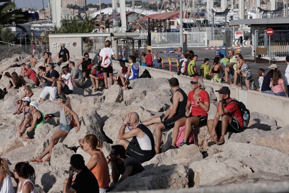 Triatlón: Paco Arnau y Carol Sitges ganan en el Passeig Marítim