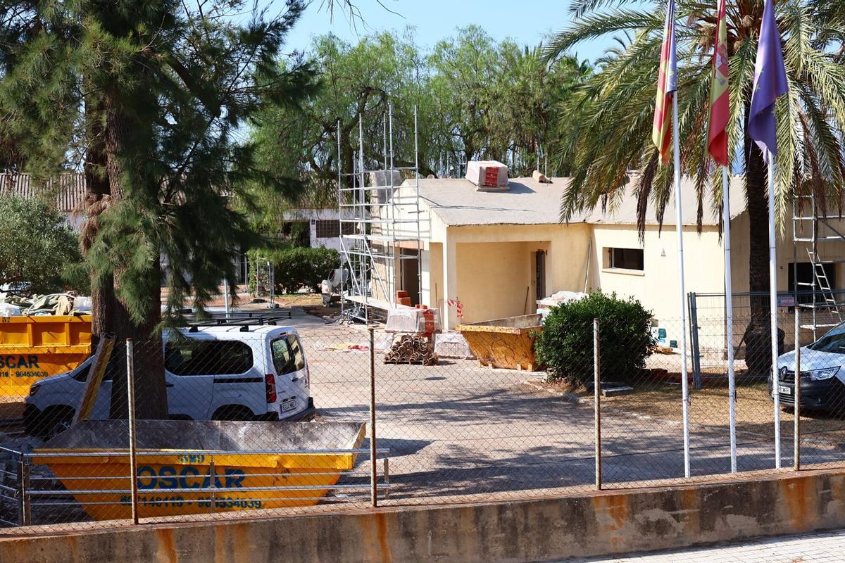 13/08/26. VILA-REAL. Hay que hacer fotos genéricas del centro de capacitación agraria que hay subiendo hacia Onda nada más bajas el puente de la autopista a la izquierda. Lo suyo serían fotos en las que se vea el conjunto de las instalaciones