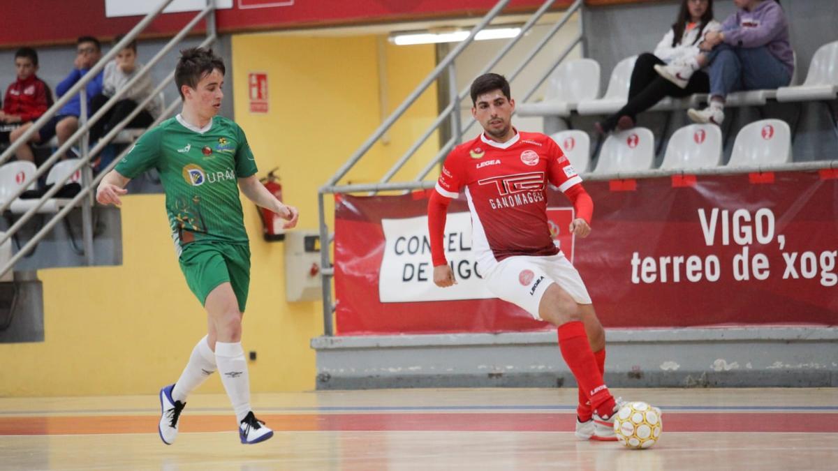 Una acción del encuentro entre el Ganomagoga y el Albense.