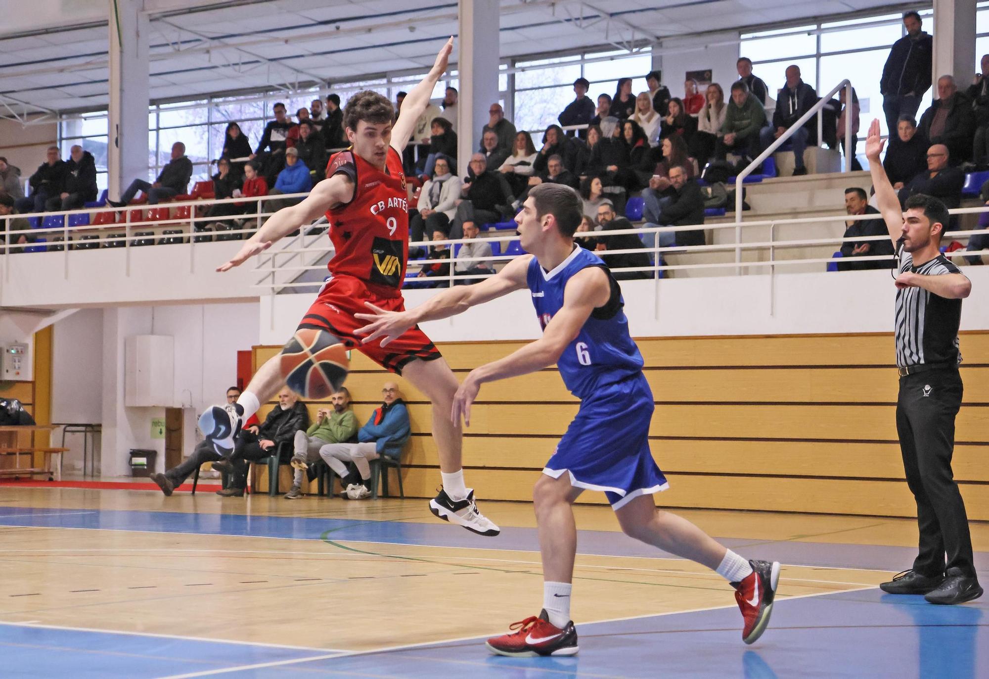 Imatges del Grup Via CB Artés - UB Sant Adrià de la Copa Catalunya masculina