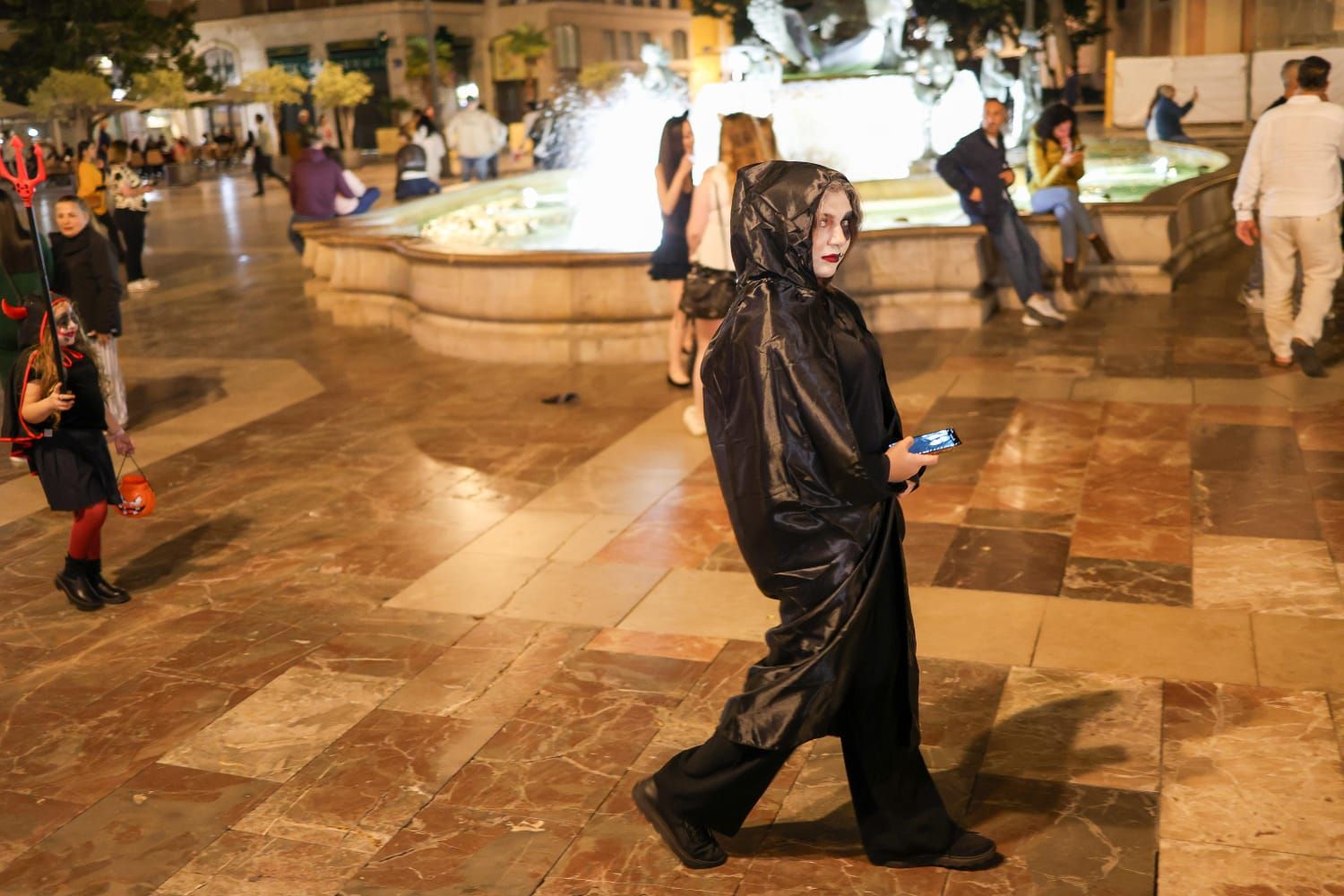 València se disfraza para celebrar Halloween