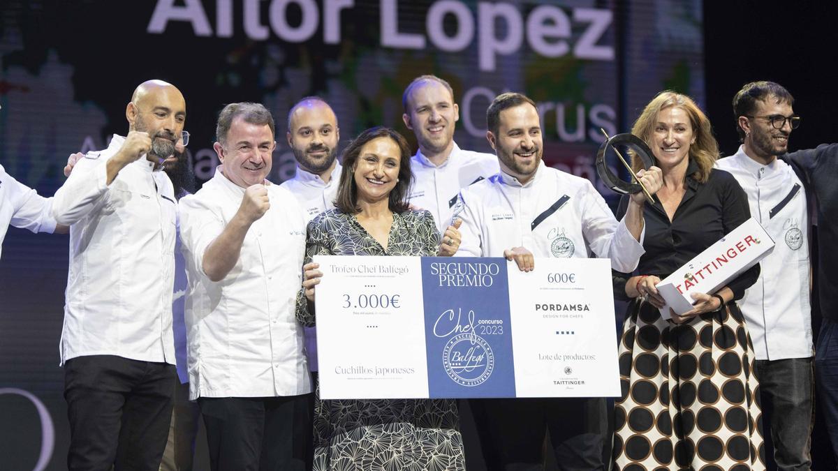 El cocinero setabense Aitor López triunfa en un concurso celebrado en Madrid con su versión de la titaina y el puchero