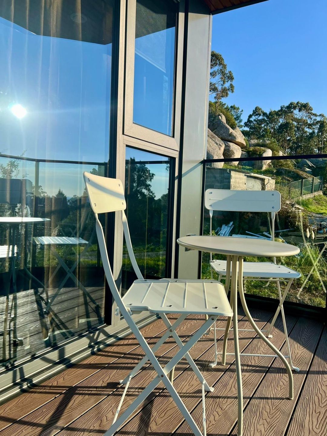 La presentación de las casas cápsula, en O Grove.