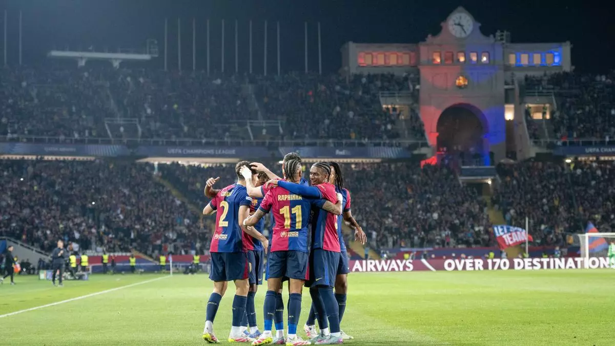Hablan los abonados del Barça tras dos años de exilio: "Este año me he arrepentido de no haber ido a Montjuïc"