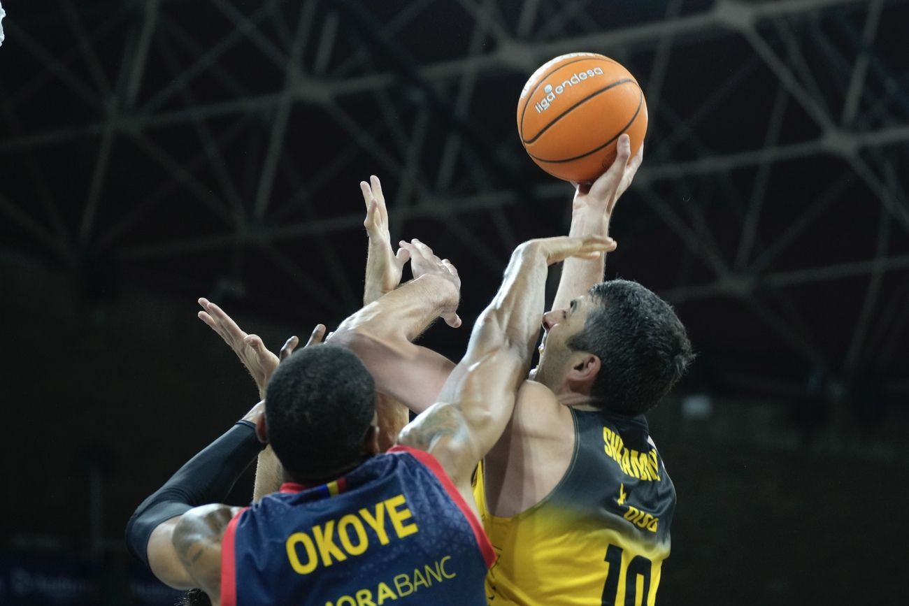 El partido Morabanc Andorra-CB Canarias, en imágenes