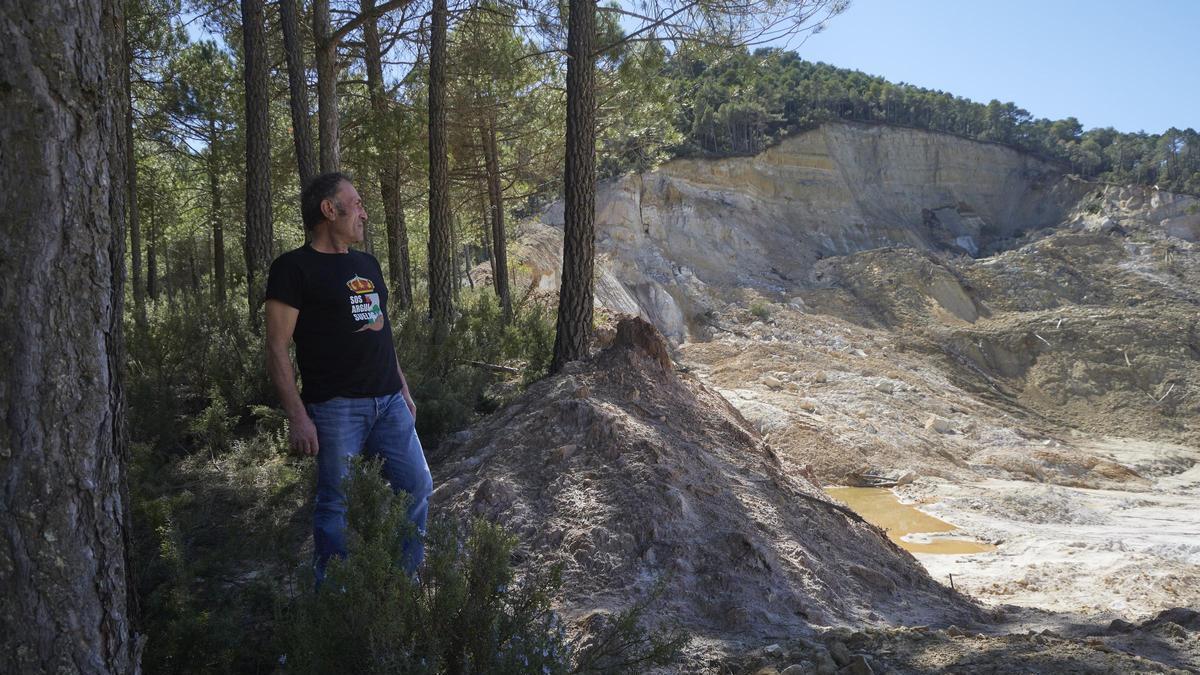 MINERÍA EN ESPAÑA | La ampliación de una mina de caolín enfrenta a dos pueblos de Cuenca: del «hará un destrozo enorme» al «da empleo»