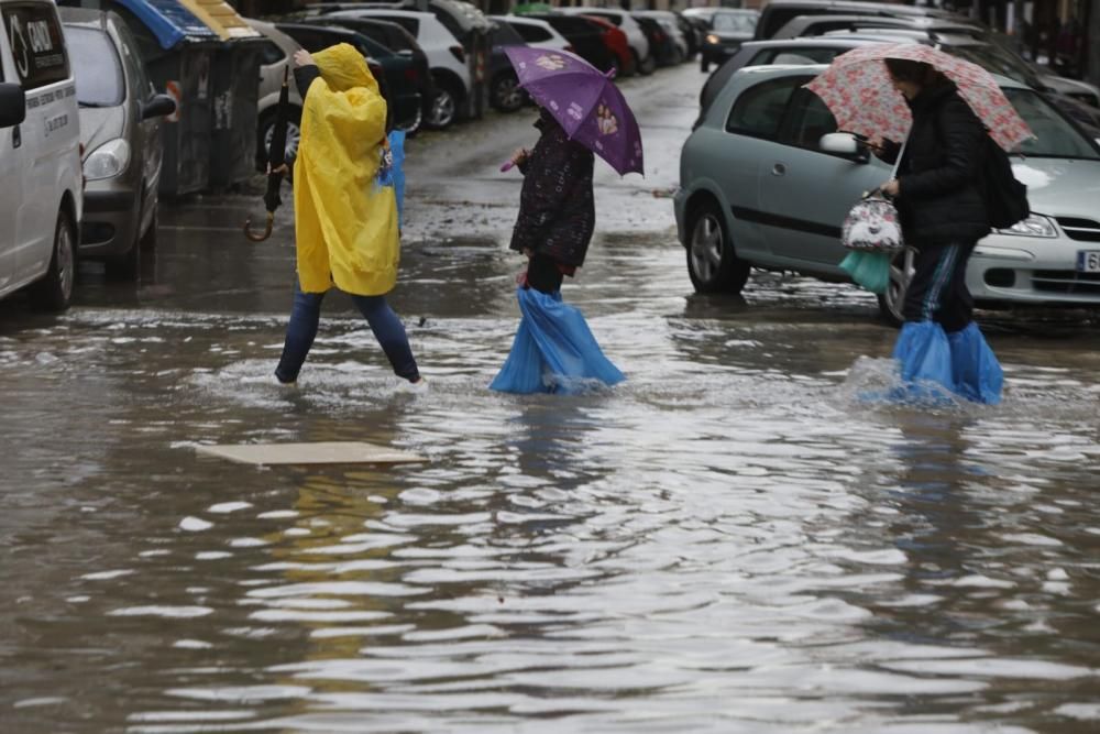 València, colapsada por la tromba de agua