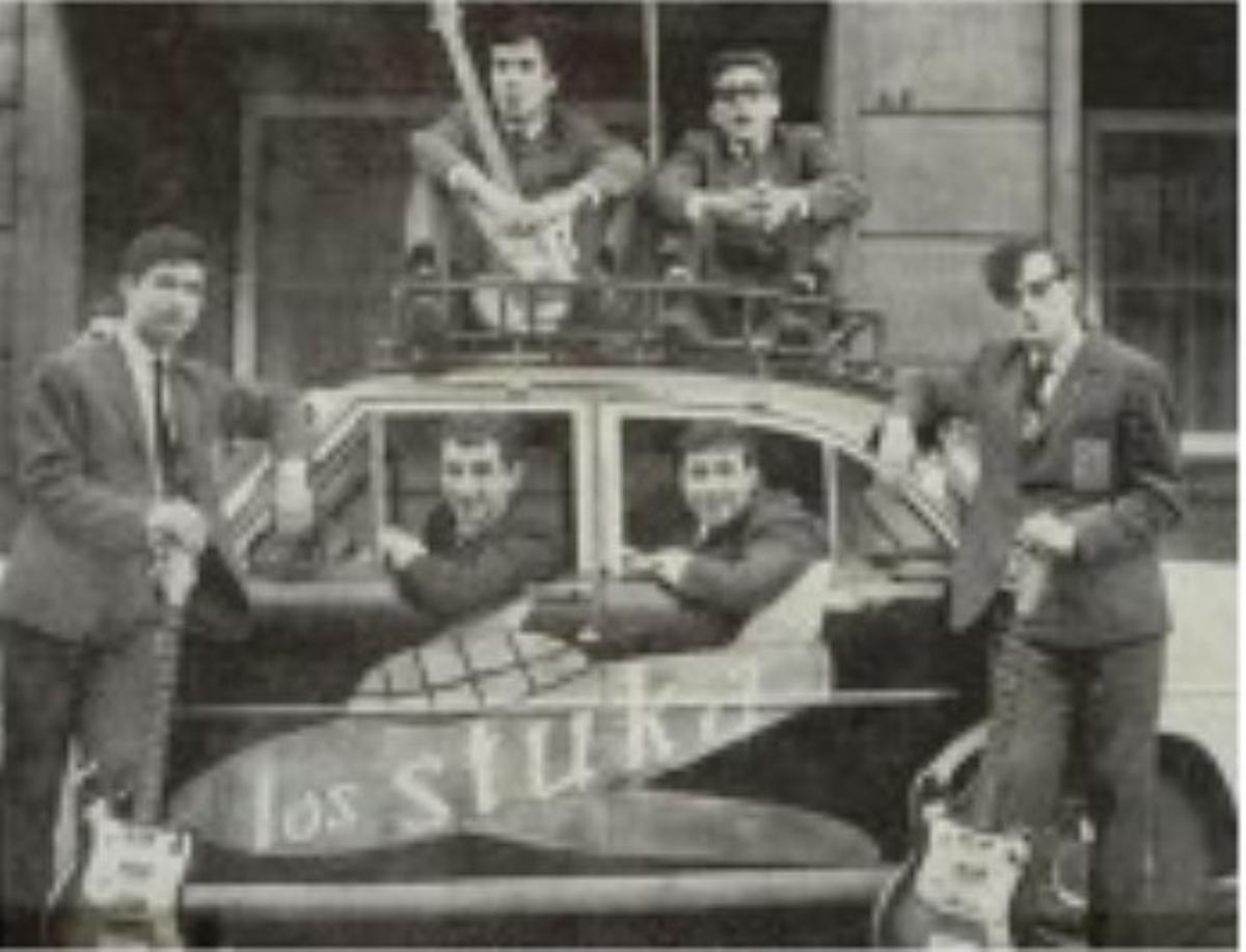 "Los Stukas", a la izquierda, Enrique Álvarez.