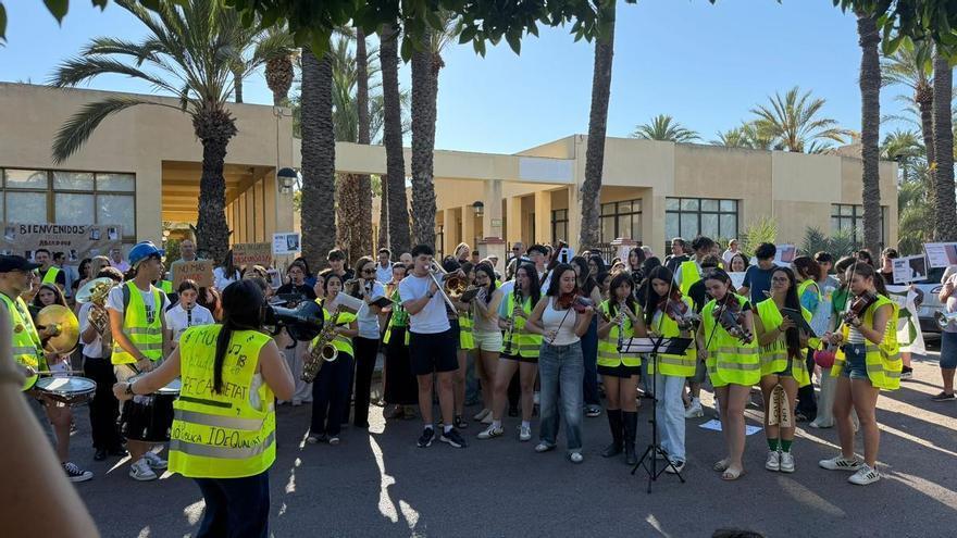 El PSOE redobla en las Cortes la presión con el Conservatorio de Elche