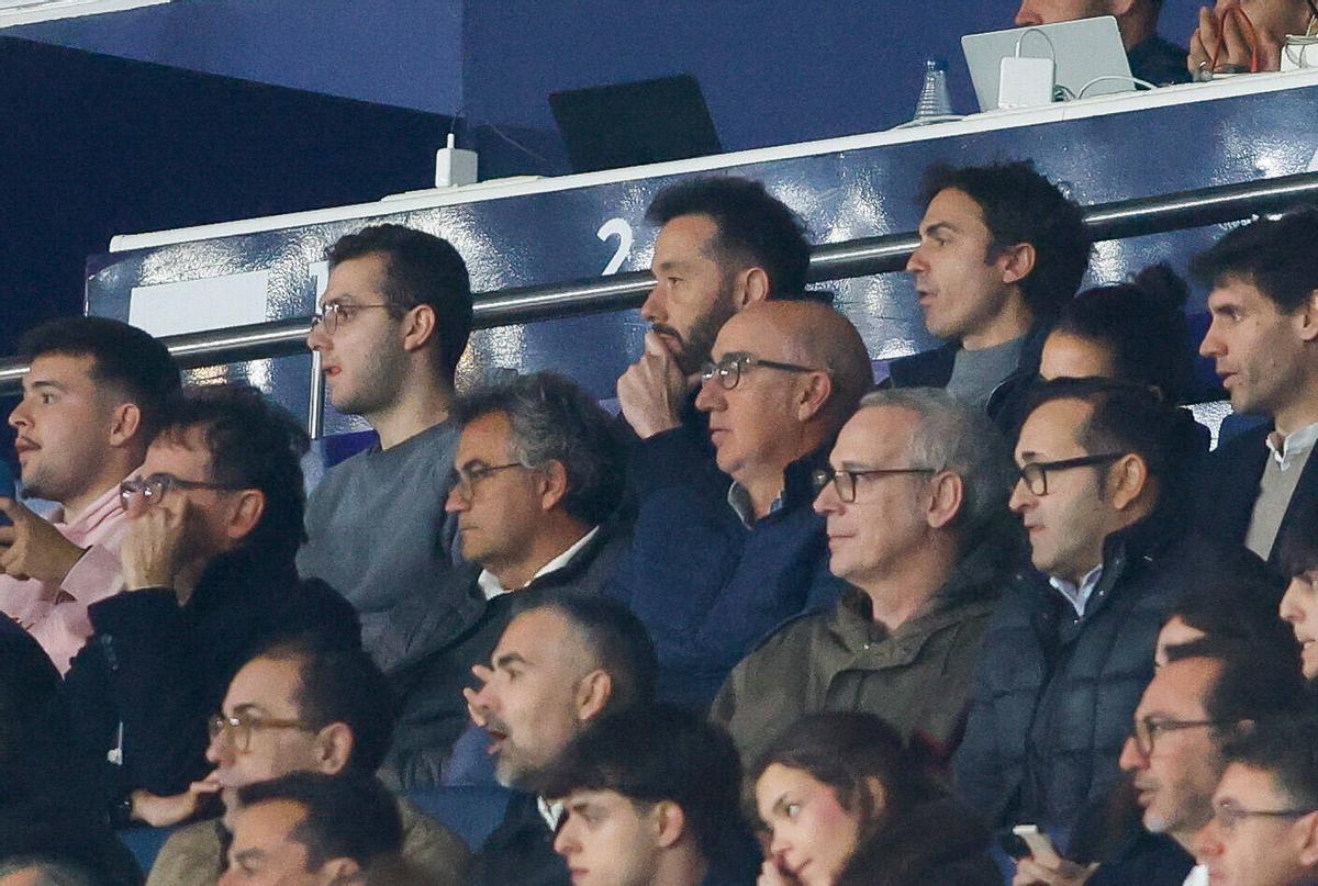 Corberán asiste al choque entre el Levante y el Villarreal este miércoles en el estadio granota