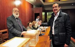 Diego García gana las elecciones a decano del Colegio de Abogados