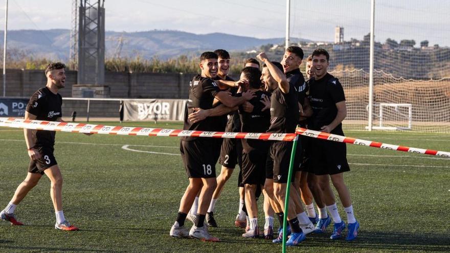 El buen ambiente reina en los entrentamientos con la gran trayectoria del equipo.