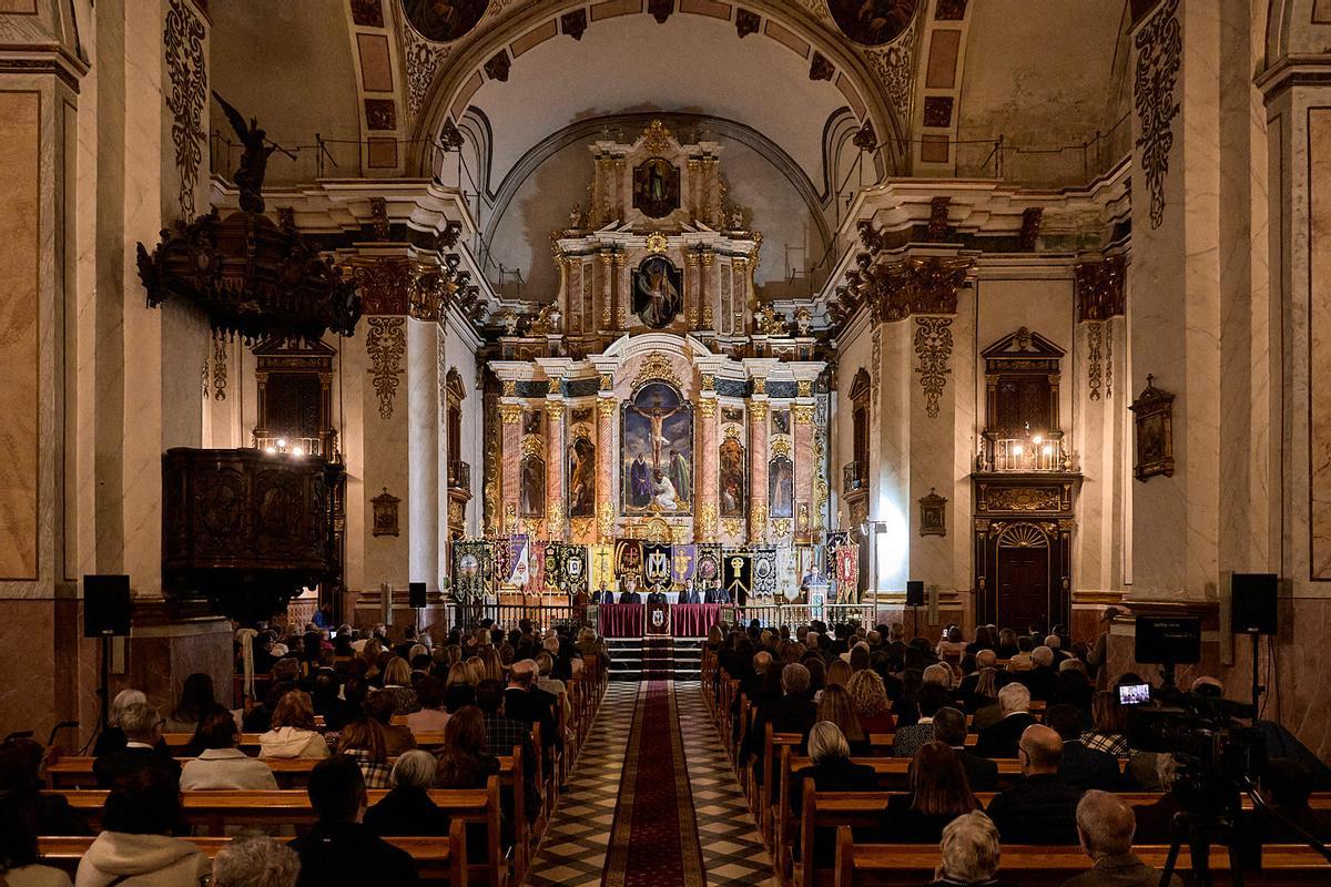 La Semana Santa de Gandia inicia el calendario de actividades con el pregón y la tamborrada