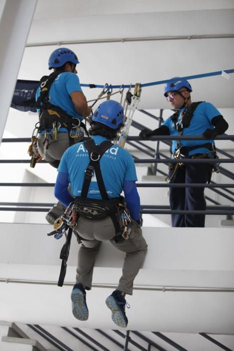 Simulacros de rescate en altura en Alcoy