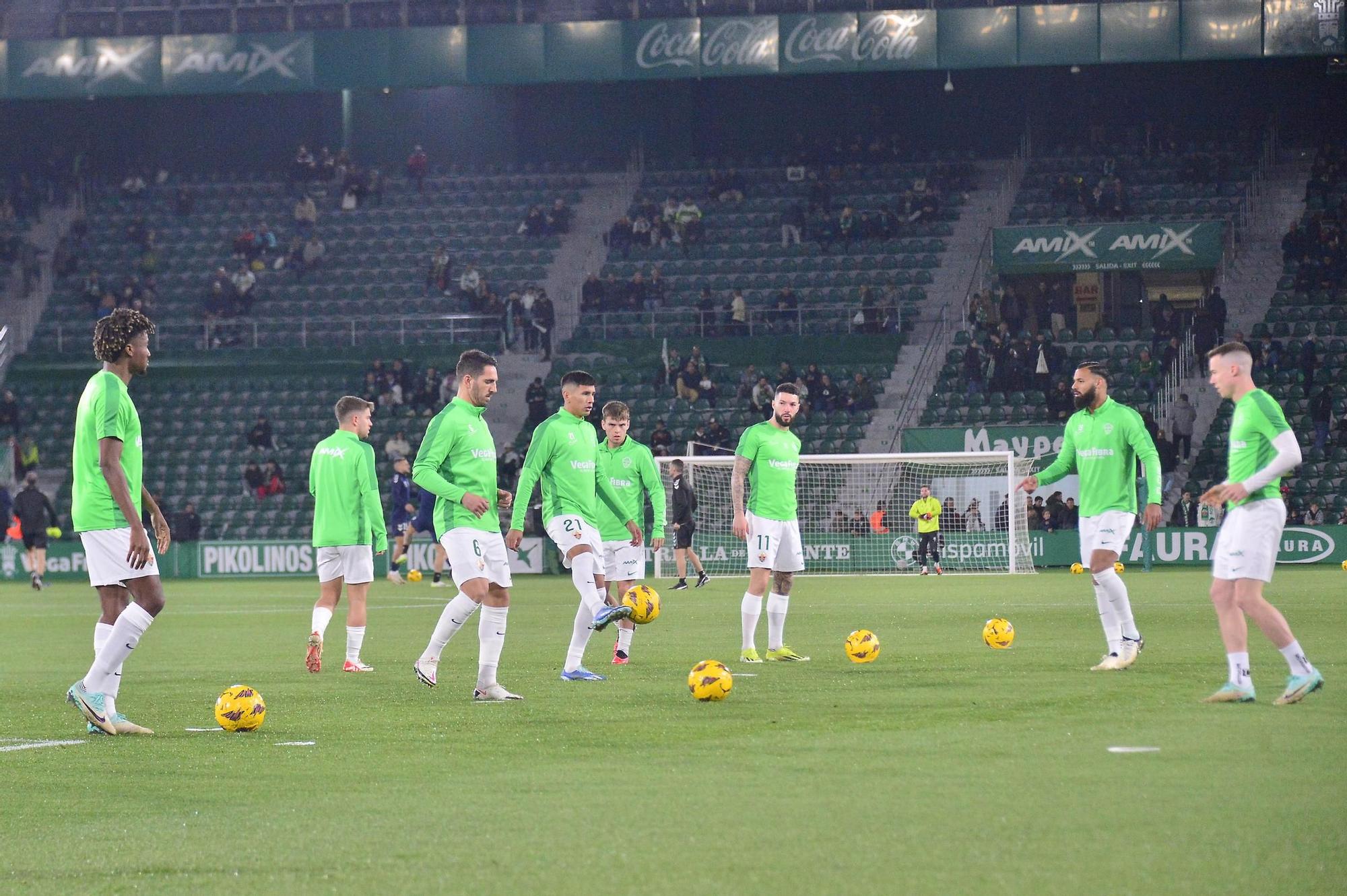 El Elche choca contra una muralla