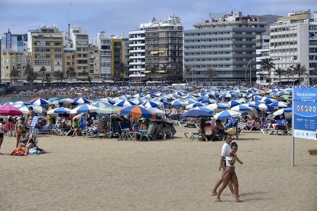 Día de playa en Las Canteras, agosto 2017