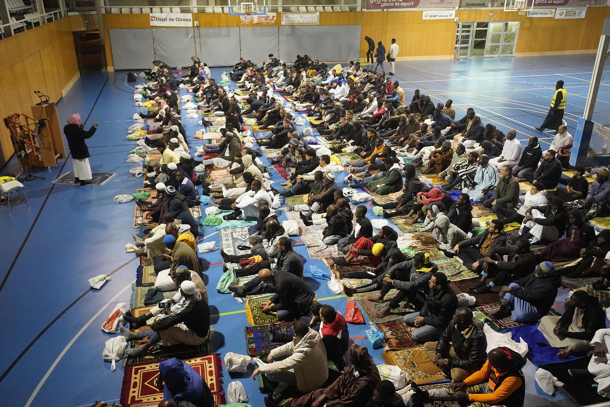 Pregàries i «iftars» comunitaris per donar la benvinguda al Ramadà