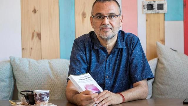 El psicólogo Pedro Moreno, durante la entrevista con motivo de la publicación del libro 'Abrirse a la Vida'.