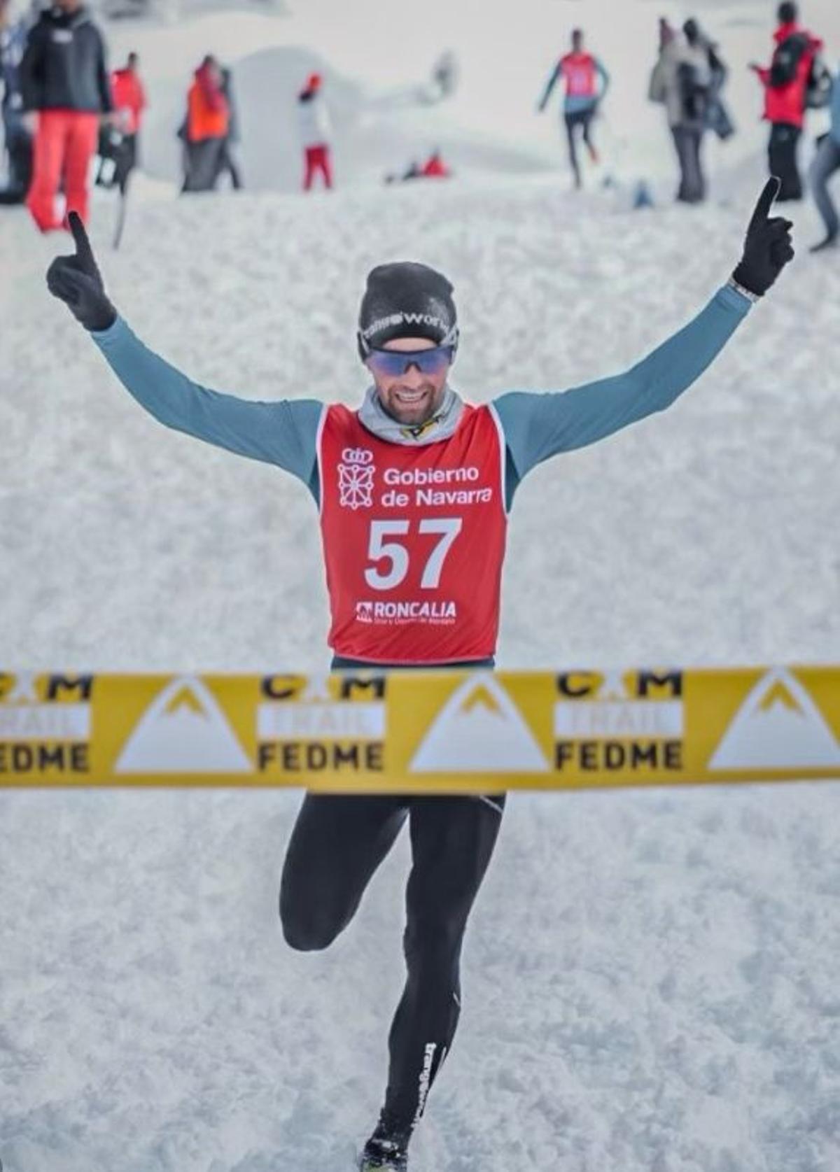 David Prades, vecino de Vilafranca, se proclamó campeón de España individual masculino de snowrunnig en Navarra.