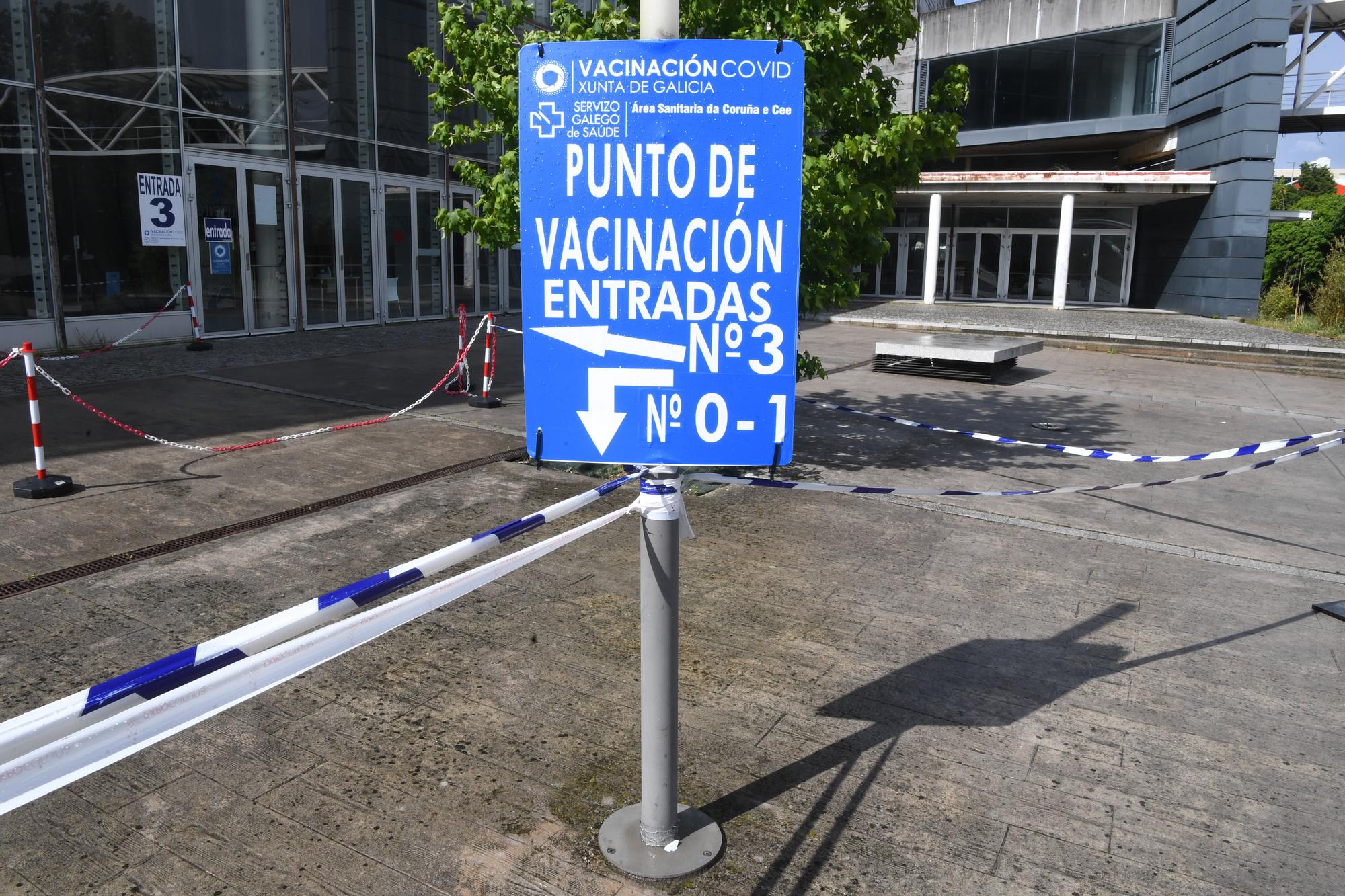 Citados en A Coruña para vacunarse regresan a sus casas sin la inyección tras agotarse las dosis
