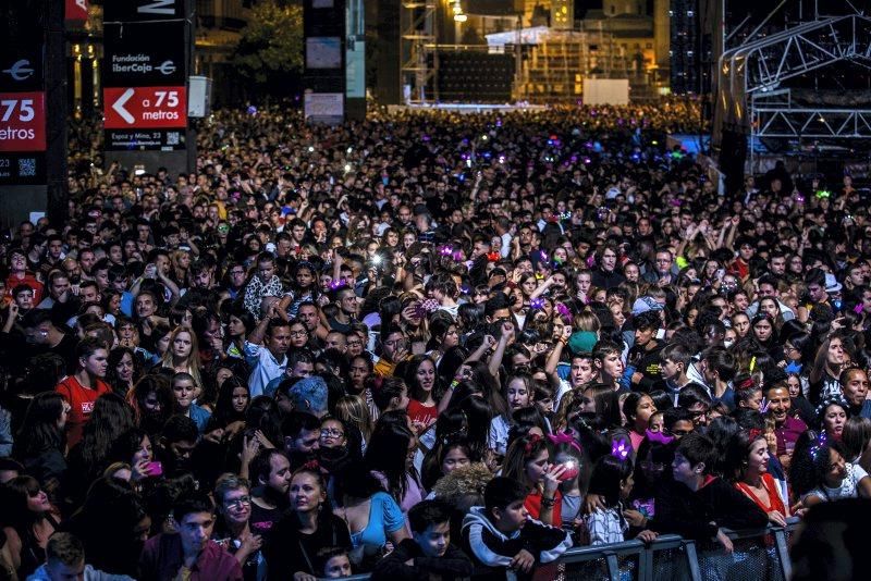 El espectáculo de Máxima FM en la Plaza del Pilar