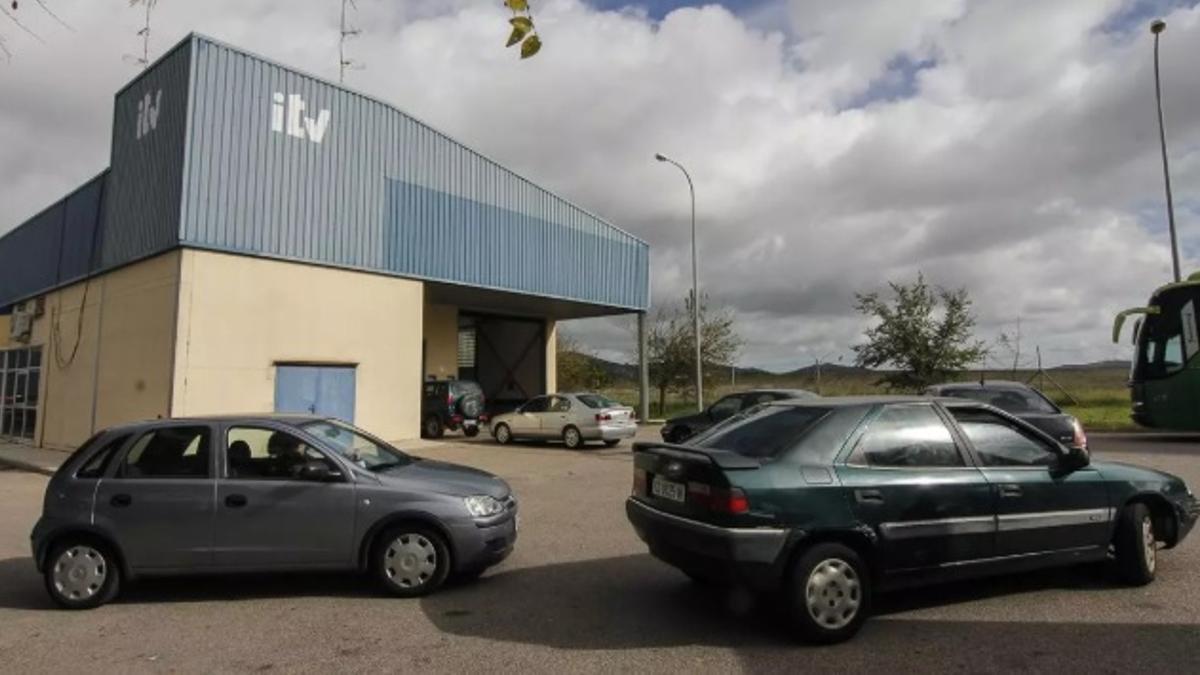 Estación de ITV de Cáceres.