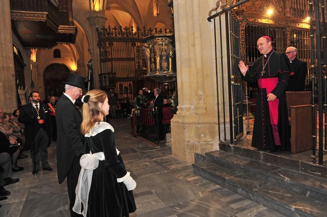 Así ha sido la procesión del Santo Entierro en Orihuela