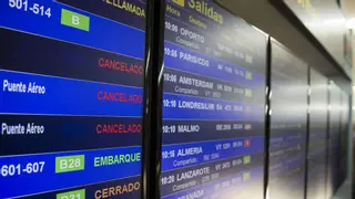 El truco del aeropuerto que debes saber para tu próximo viaje: así puedes ver la situación de tu vuelo desde el móvil