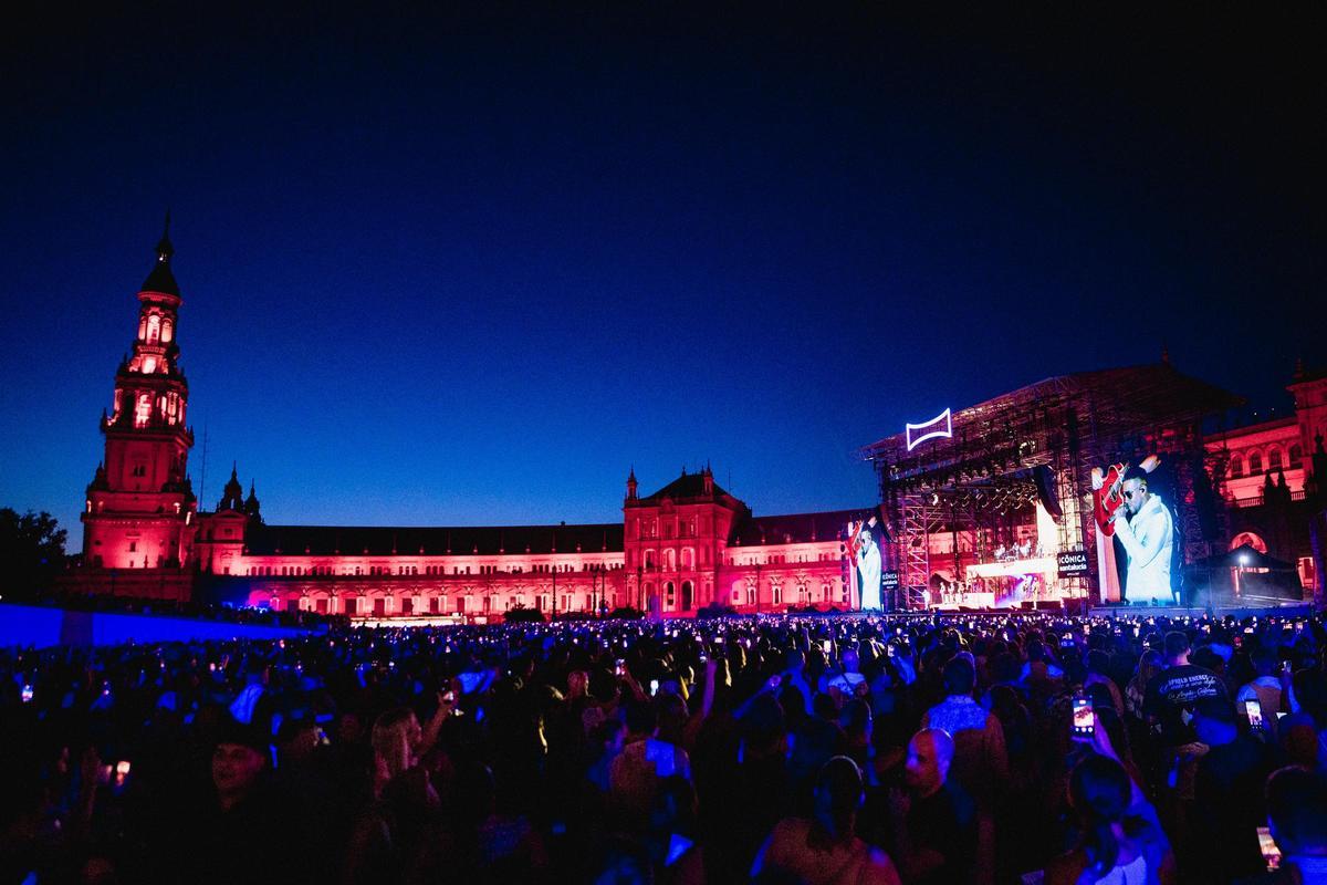 Todas las imágenes del concierto de Romeo Santos y Prince Royce en Icónica Santalucía Sevilla Fest