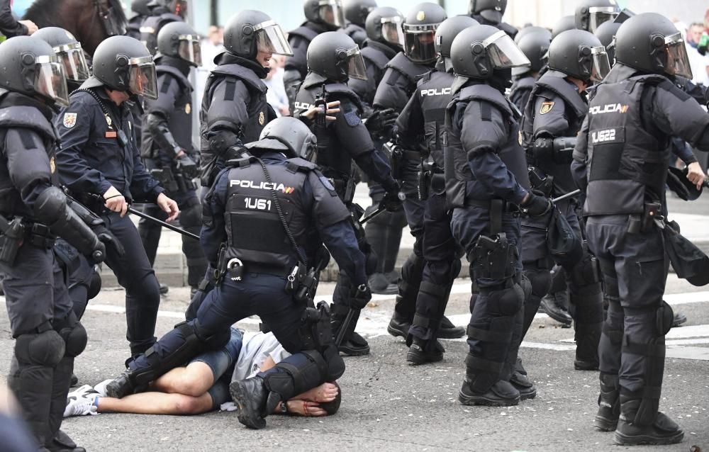 Los ultras del Legia causan disturbios en Madrid