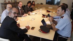 zentauroepp50641127 grafcat7109 barcelona 29 10 2019   el conseller de interior 191029195500