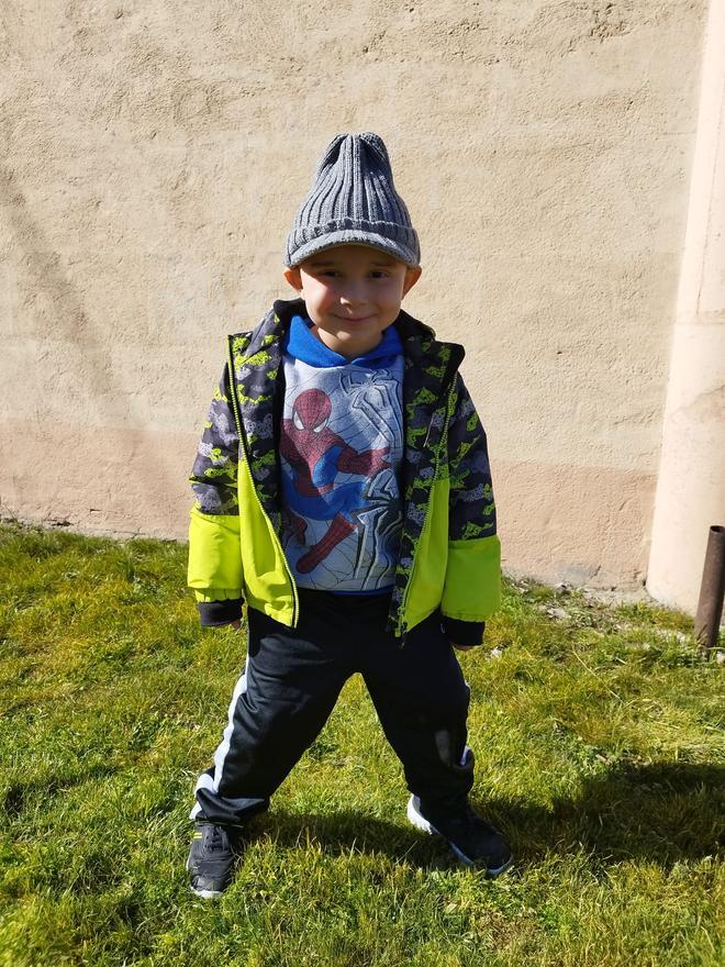 El pequeño Alberto, con familia en Plasencia, ataca a su linfoma