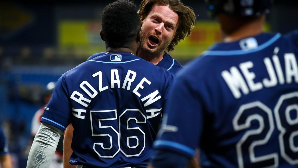 Los jugadores de los Tampa Bay Rays celebran el triunfo.