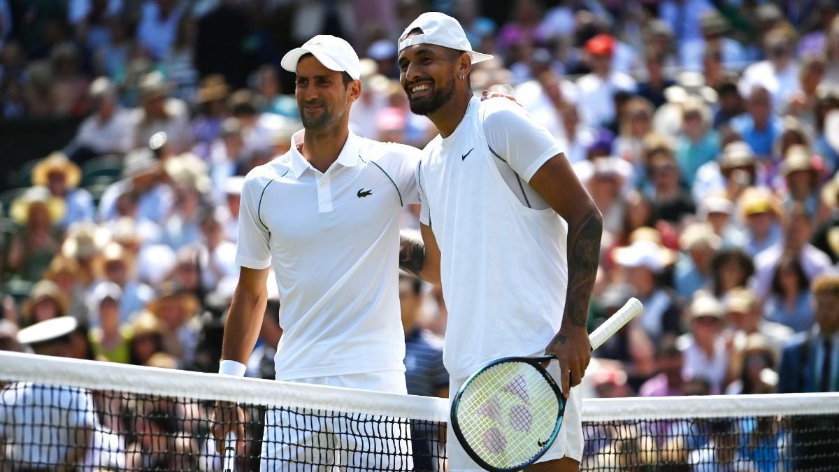 Nick Kyrgios y Novak Djokovic en Wimbledon 2022