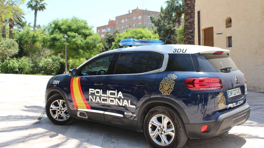 Archivo - Imagen de archivo de un coche de la Policía Nacional