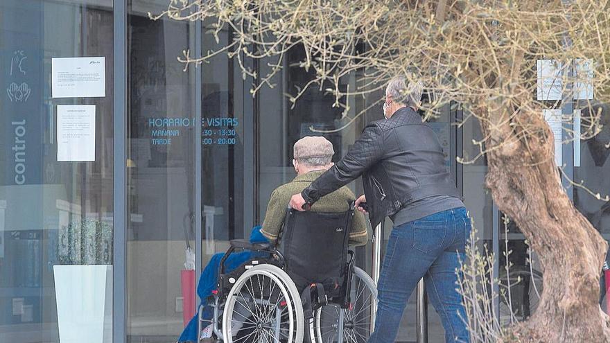El abuso a mayores se esconde en casa: «Lo consideramos un espacio seguro, pero no siempre es así»