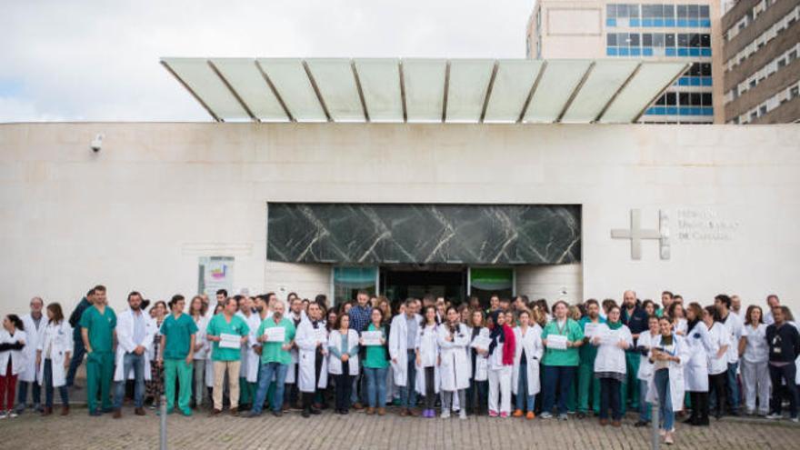 Concentración de los médicos del HUC contra las oposiciones celebrada el pasado diciembre.