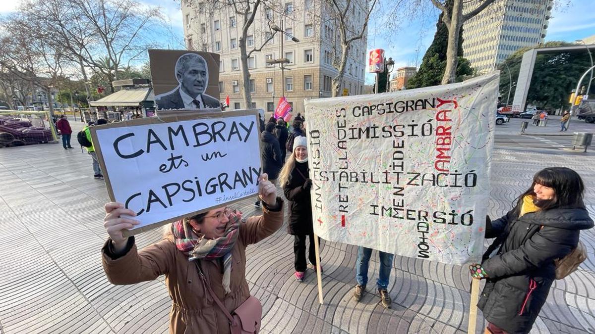 Piquete de interinas Huelga de Educación en Drassanes