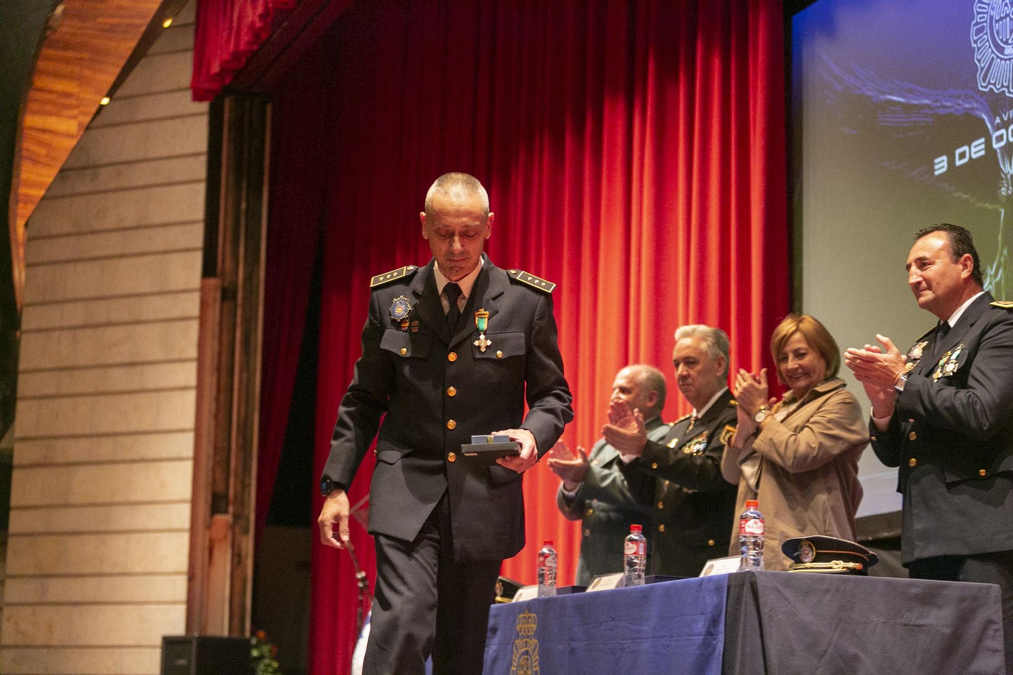 En imágenes: así celebró la Policía Nacional los Ángeles Custodios en Avilés