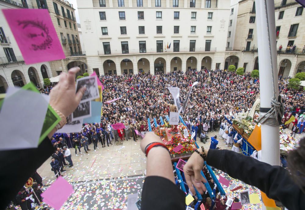 El Encuentro no procesiona en Alicante el Domingo de Resurrección.