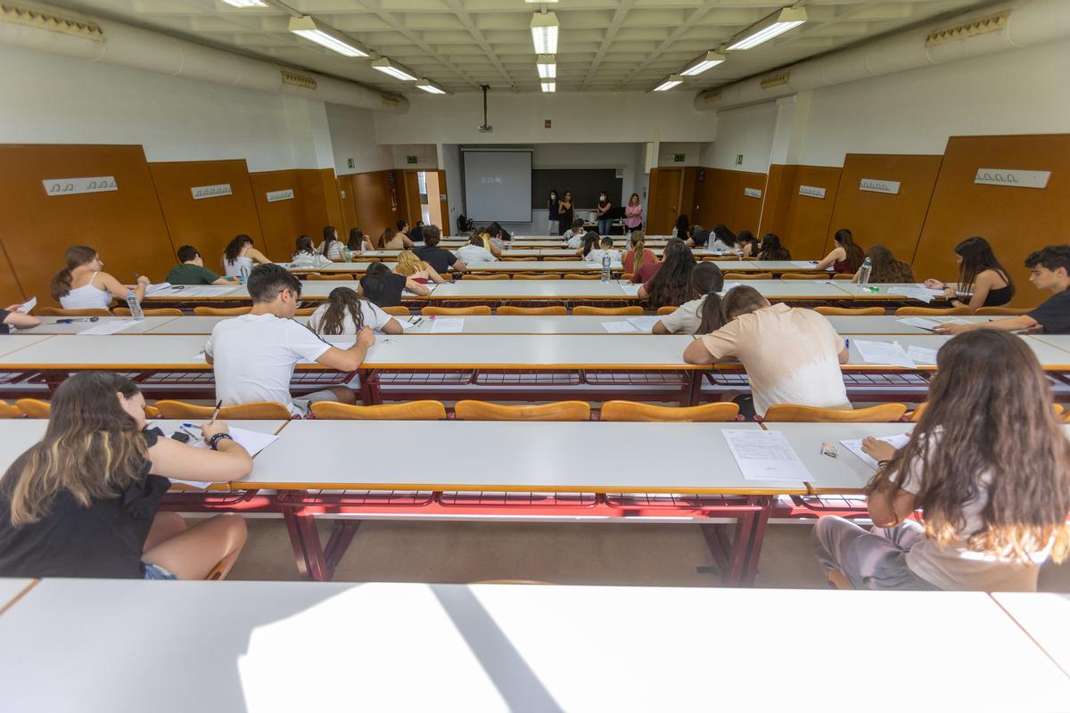 Primer día de Selectividad en la Universidad de Alicante