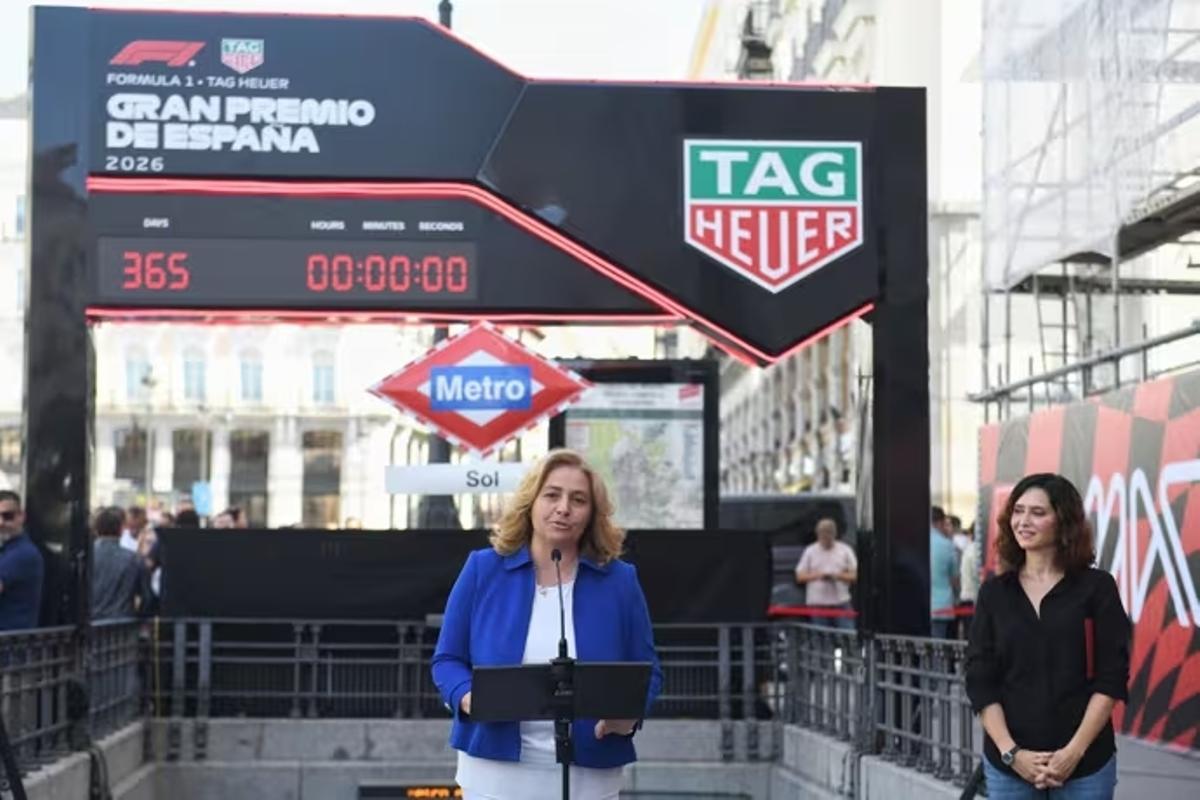 Sanz interviene durante la activación de la cuenta atrás para el GP de España.