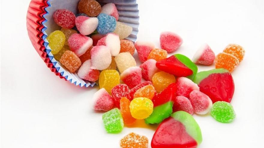 Reino Unido quiere restringir la venta de chuches para bajar la obesidad infantil