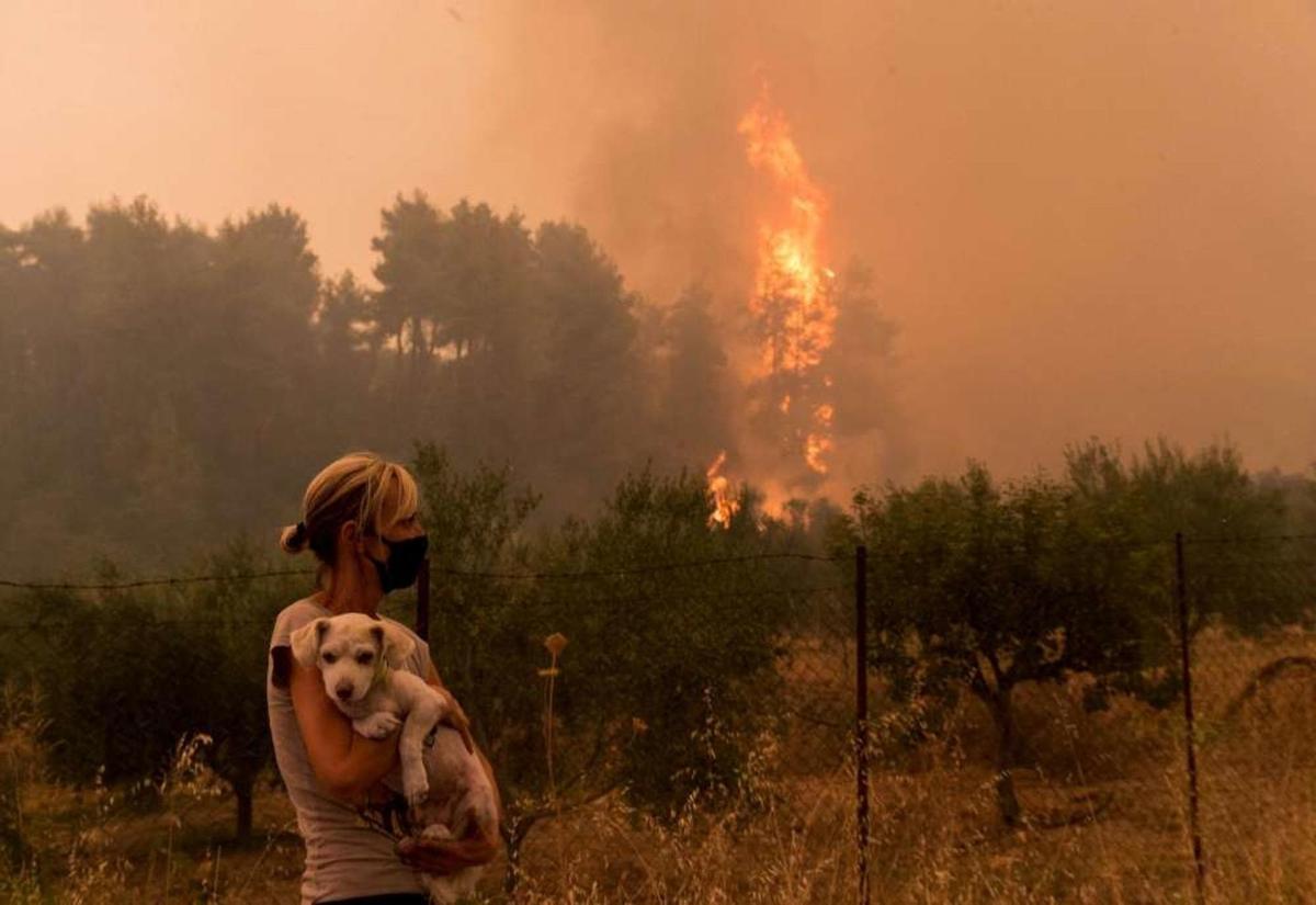 Incendio en la isla de Eubea en Grecia, en 2021.