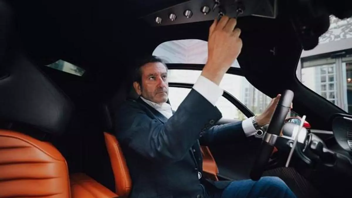 Alejandro Mesonero y el Alfa Romeo 33 Stradale: el coche que nació como una apuesta imposible