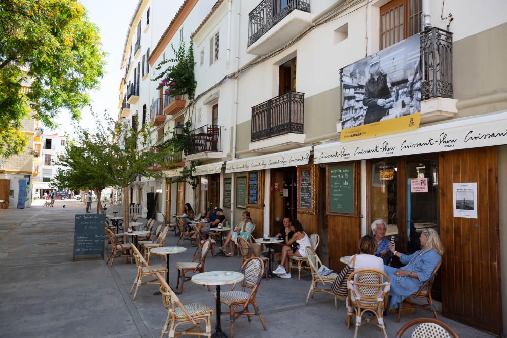 PhotoEspaña llena de fotos del confinamiento 50 balcones de Ibiza