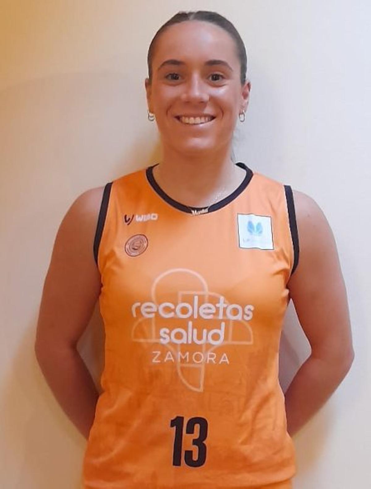 Marta Fernández, es baja en el Recoletas. | LOZ