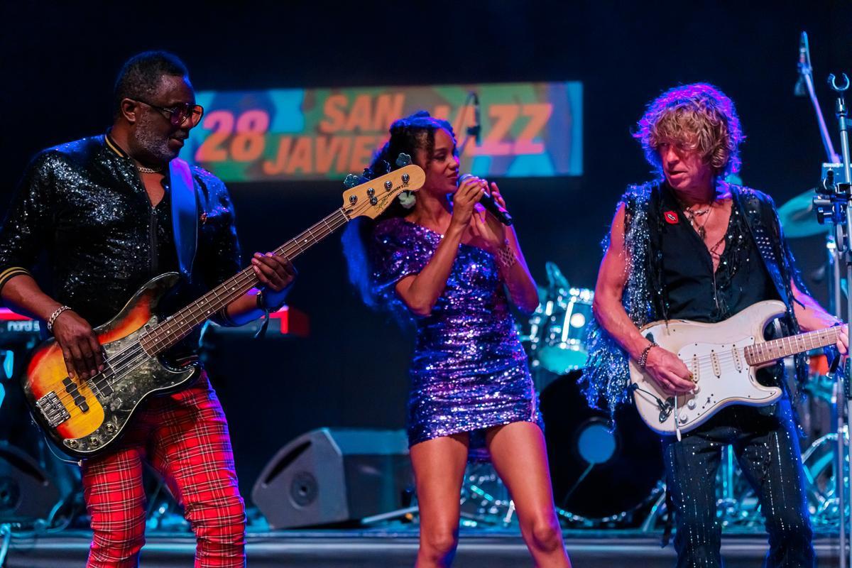 Así fue el concierto de The Brand New Heavies en el Jazz San Javier