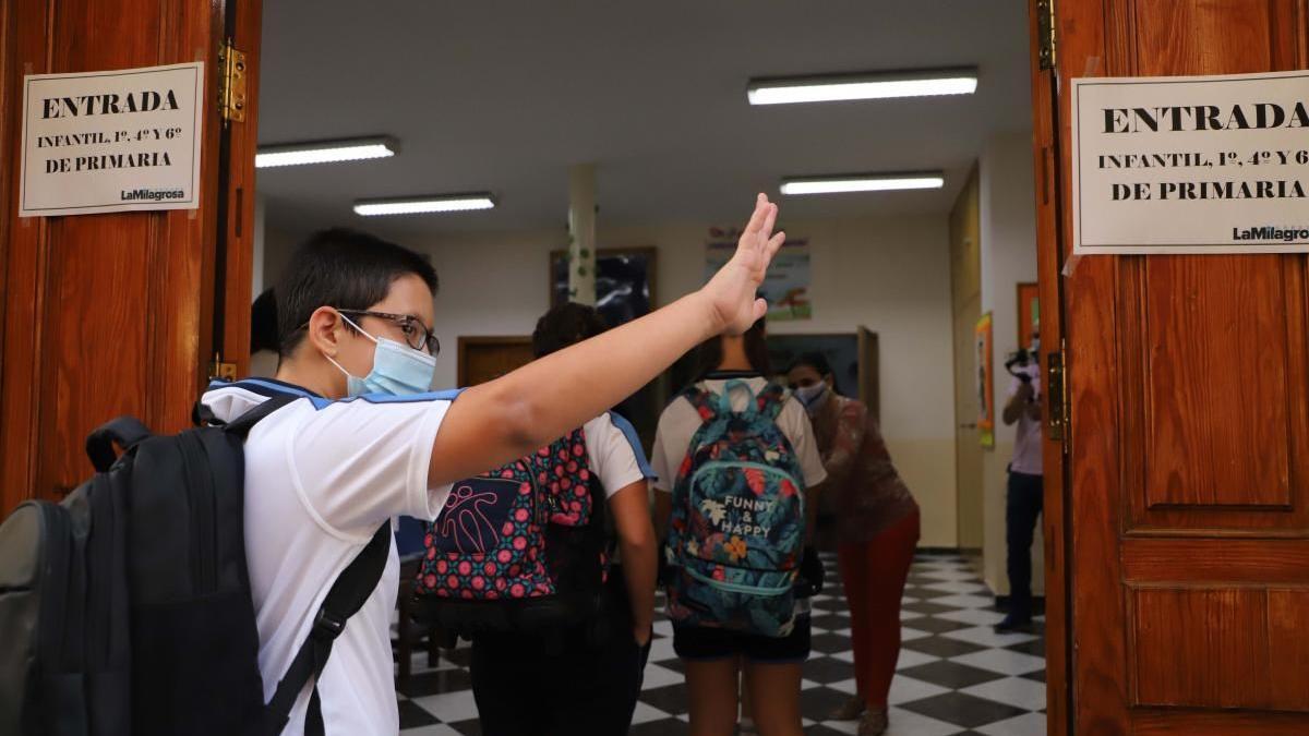 Nervios e ilusión en el primer día de clase en el colegio La Milagrosa el curso pasado.