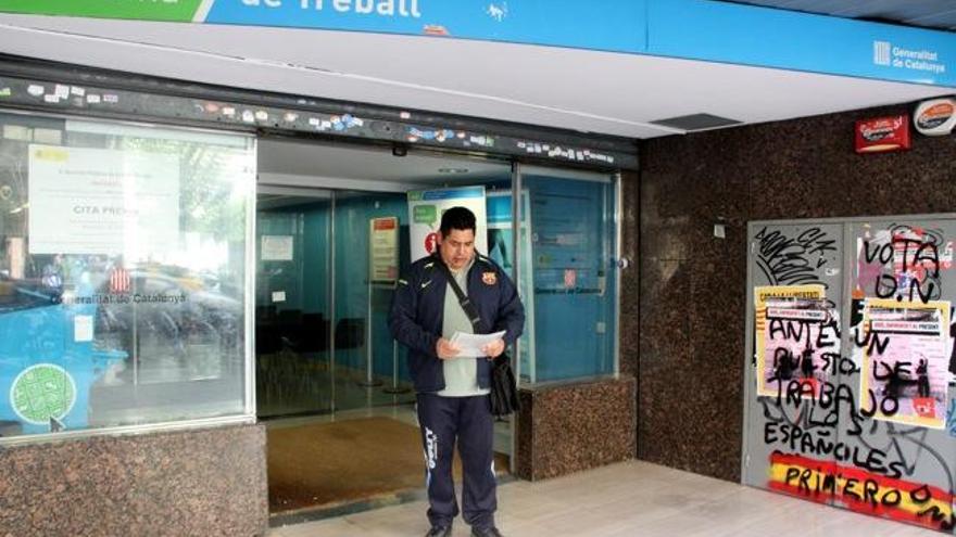 Entrada d&#039;una oficina de treball de la Generalitat